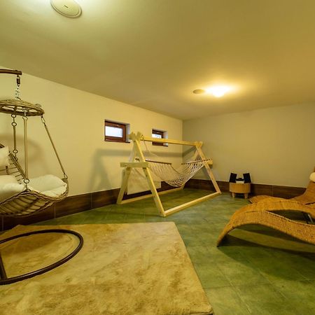 Hotel Liptov Holiday *** Liptovský Trnovec Eksteriør bilde
