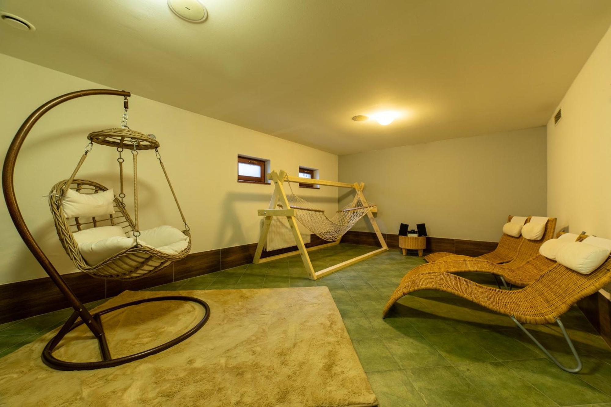 Hotel Liptov Holiday *** Liptovský Trnovec Eksteriør bilde