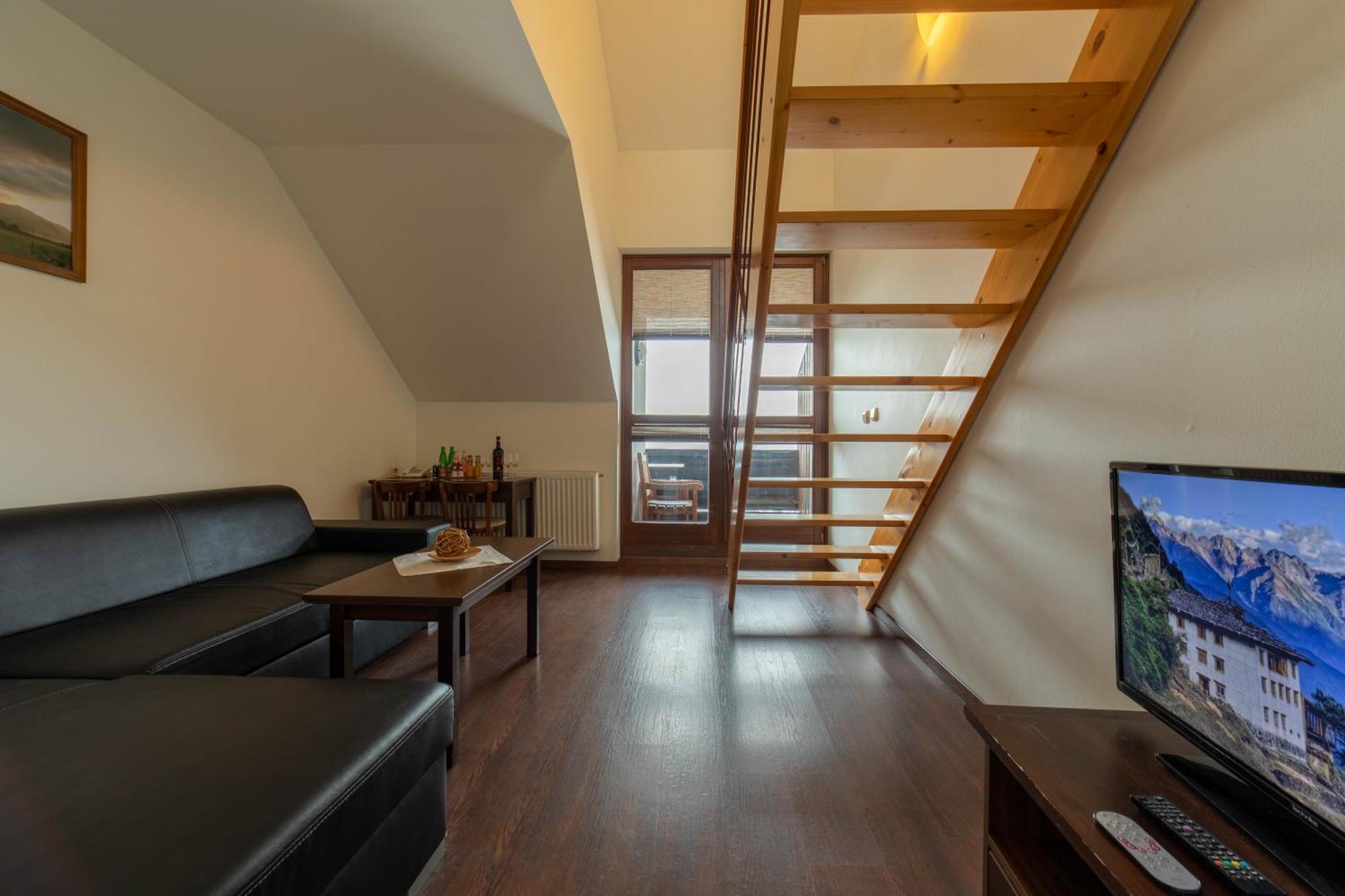 Hotel Liptov Holiday *** Liptovský Trnovec Eksteriør bilde